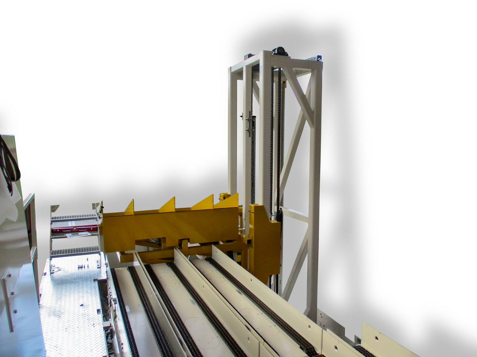 Conveyor with transfer to lift