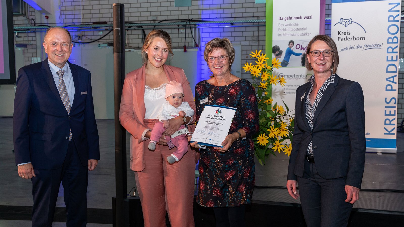 The award was received by three generations: Corinna Rotte with Nora and Brigitte Rotte